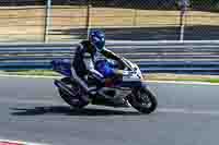 brands-hatch-photographs;brands-no-limits-trackday;cadwell-trackday-photographs;enduro-digital-images;event-digital-images;eventdigitalimages;no-limits-trackdays;peter-wileman-photography;racing-digital-images;trackday-digital-images;trackday-photos